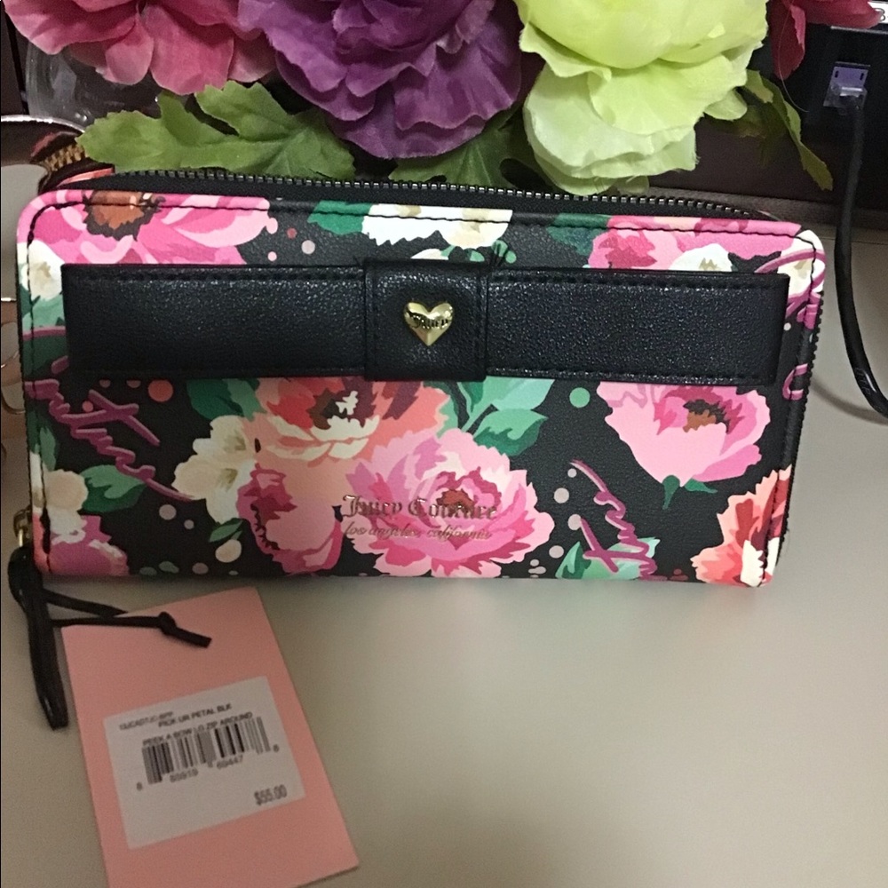 Juicy Couture Monogram floral wallet. - Picture 3 of 4
